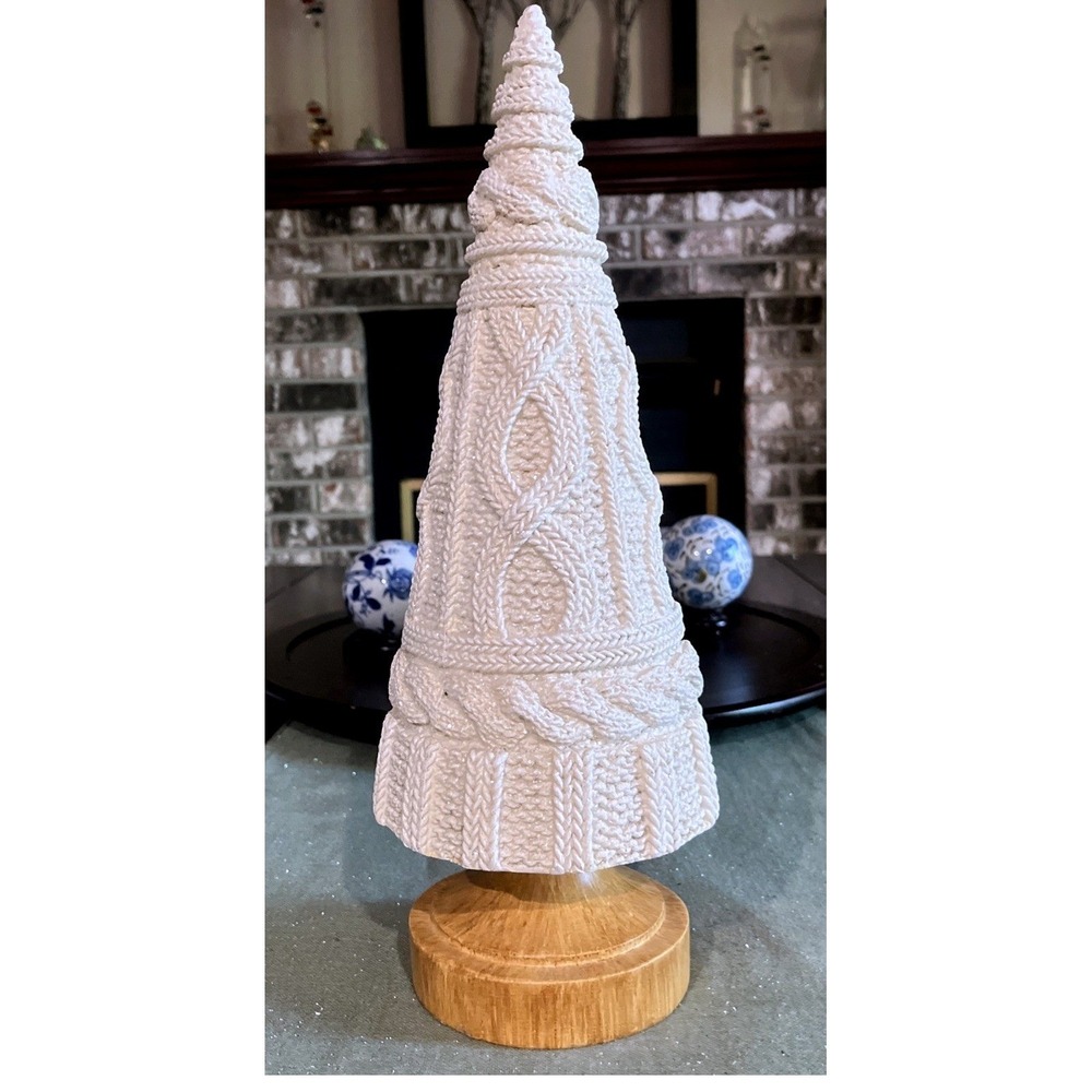 White Cable Knit Look Poly Resin Christmas Tree 15 Inch Tall New
